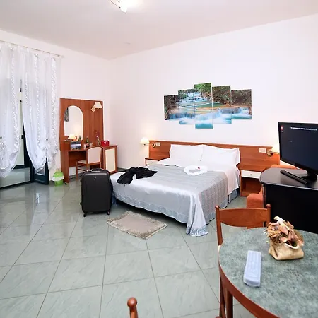 Couette-café The Stunning 4*